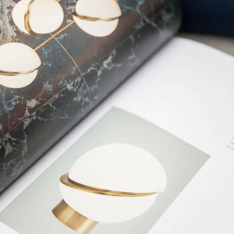 Livro Sculpting Light: 500 Lamps