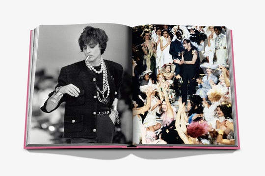 Livro Paris By Paris