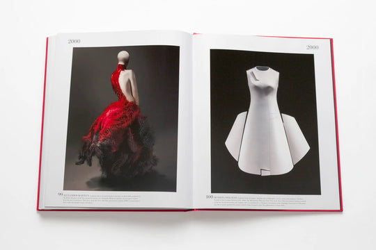 Livro The Impossible Collection Of Fashion