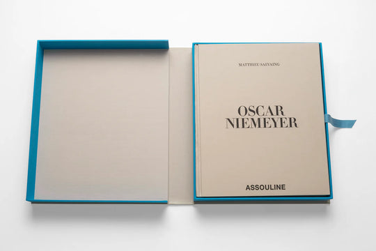 Livro Oscar Niemeyer: The Impossible Collection
