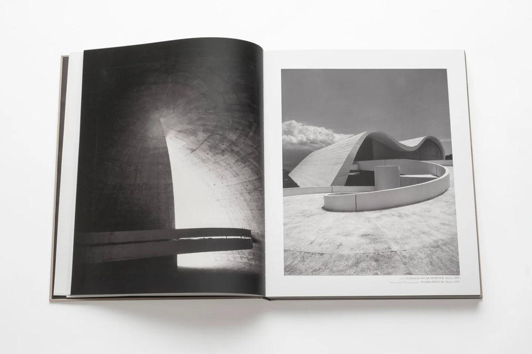 Livro Oscar Niemeyer: The Impossible Collection