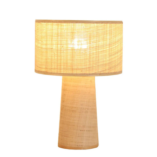 Abajur Wabi Raffia — detalhe da cúpula em rafia natural e base metálica.