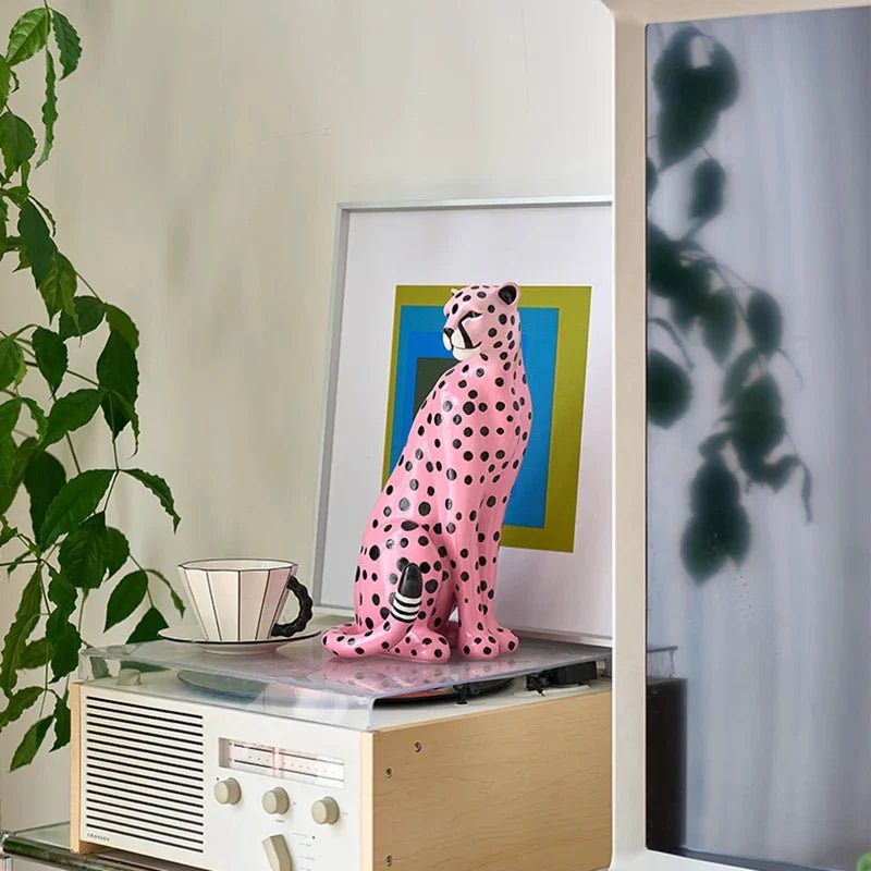 Estatueta Decorativa Leopardo Rosa - Popbox Home Design
