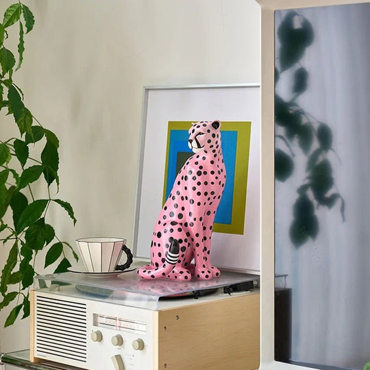 Estatueta Decorativa Leopardo Rosa - Popbox Home Design