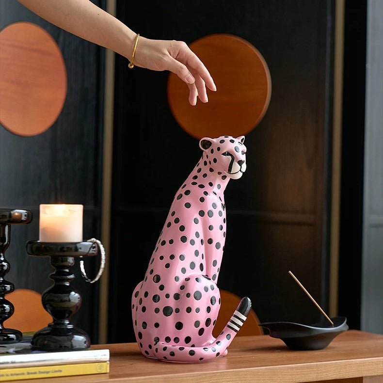 Estatueta Decorativa Leopardo Rosa - Popbox Home Design