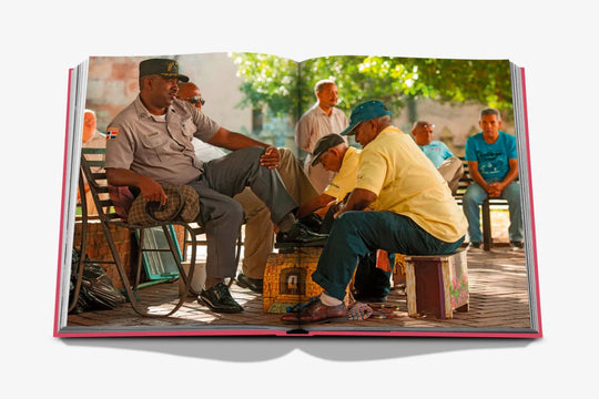 Livro Santo Domingo - Popbox Home Design