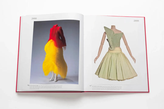 Livro The Impossible Collection Of Fashion - Popbox Home Design