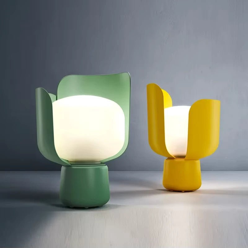 Luminária de Mesa Blom - Popbox Home Design