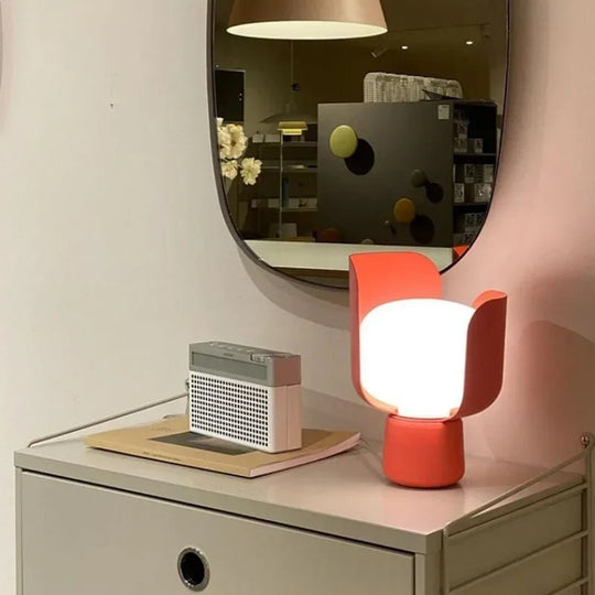 Luminária de Mesa Blom - Popbox Home Design