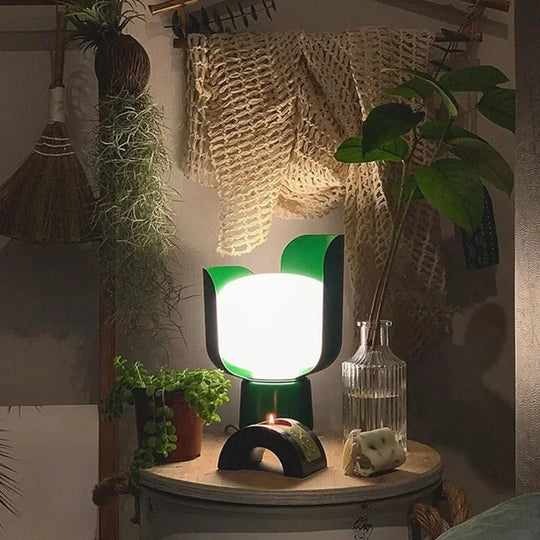 Luminária de Mesa Blom - Popbox Home Design