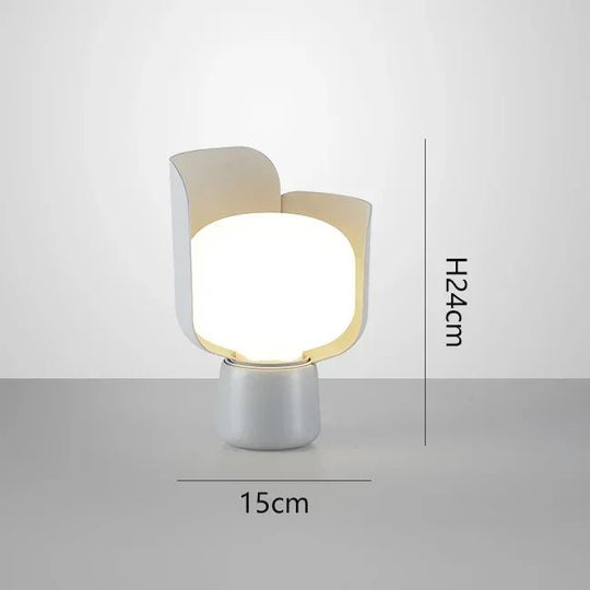 Luminária de Mesa Blom - Popbox Home Design