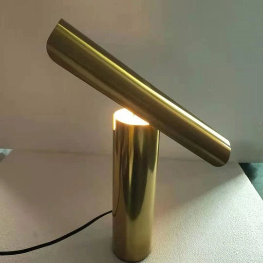 Luminária de Mesa Linea - Popbox Home Design