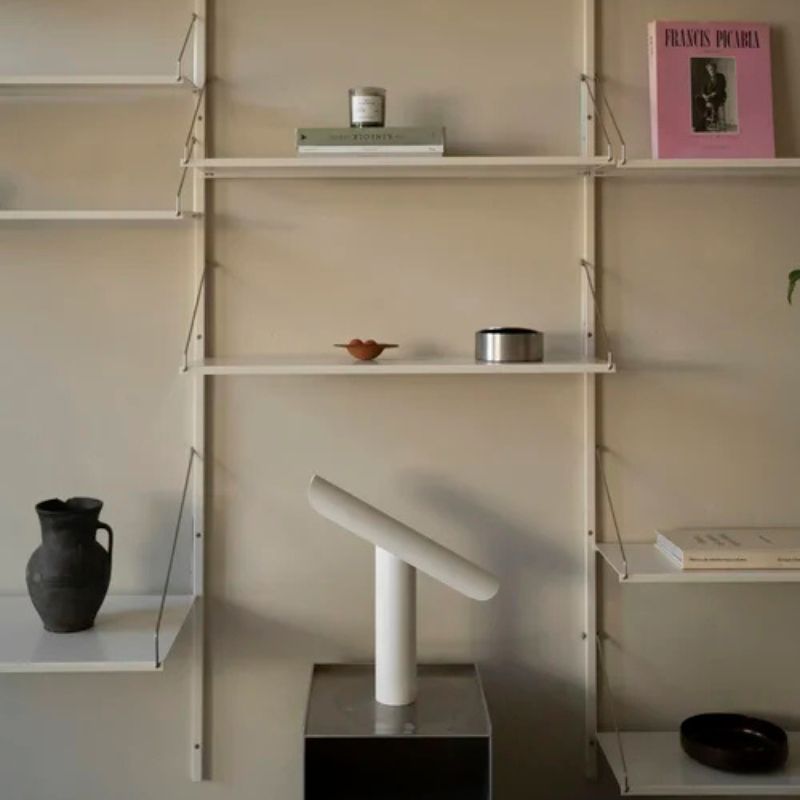 Luminária de Mesa Linea - Popbox Home Design