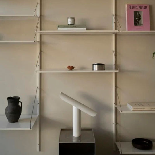 Luminária de Mesa Linea - Popbox Home Design