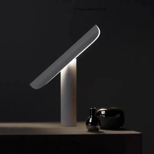 Luminária de Mesa Linea - Popbox Home Design