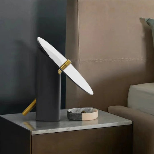 Luminária de Mesa Solaris - Popbox Home Design