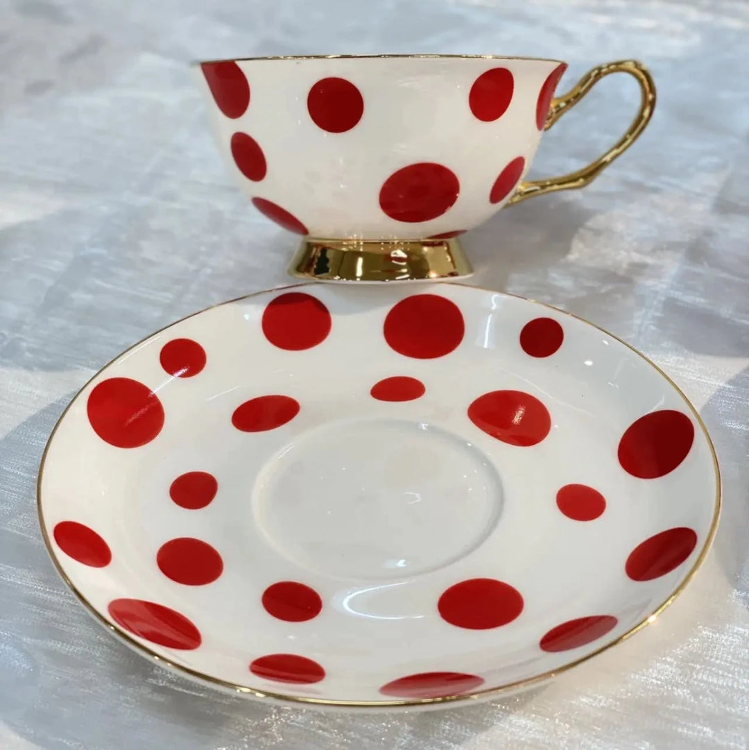 Xícara de Chá Red Dots - Popbox Home Design