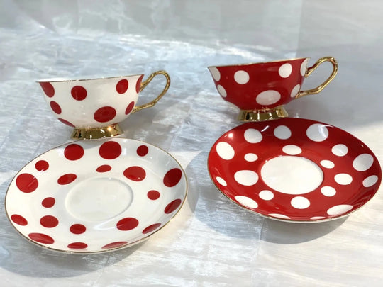 Xícara de Chá Red Dots - Popbox Home Design