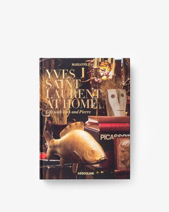 Livro Yves Saint Laurent at Home